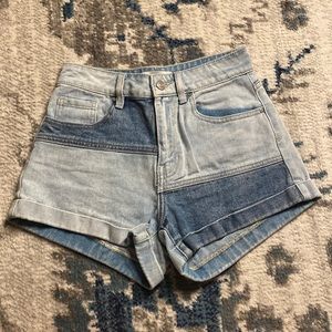 Two tones blocked high rise shorts